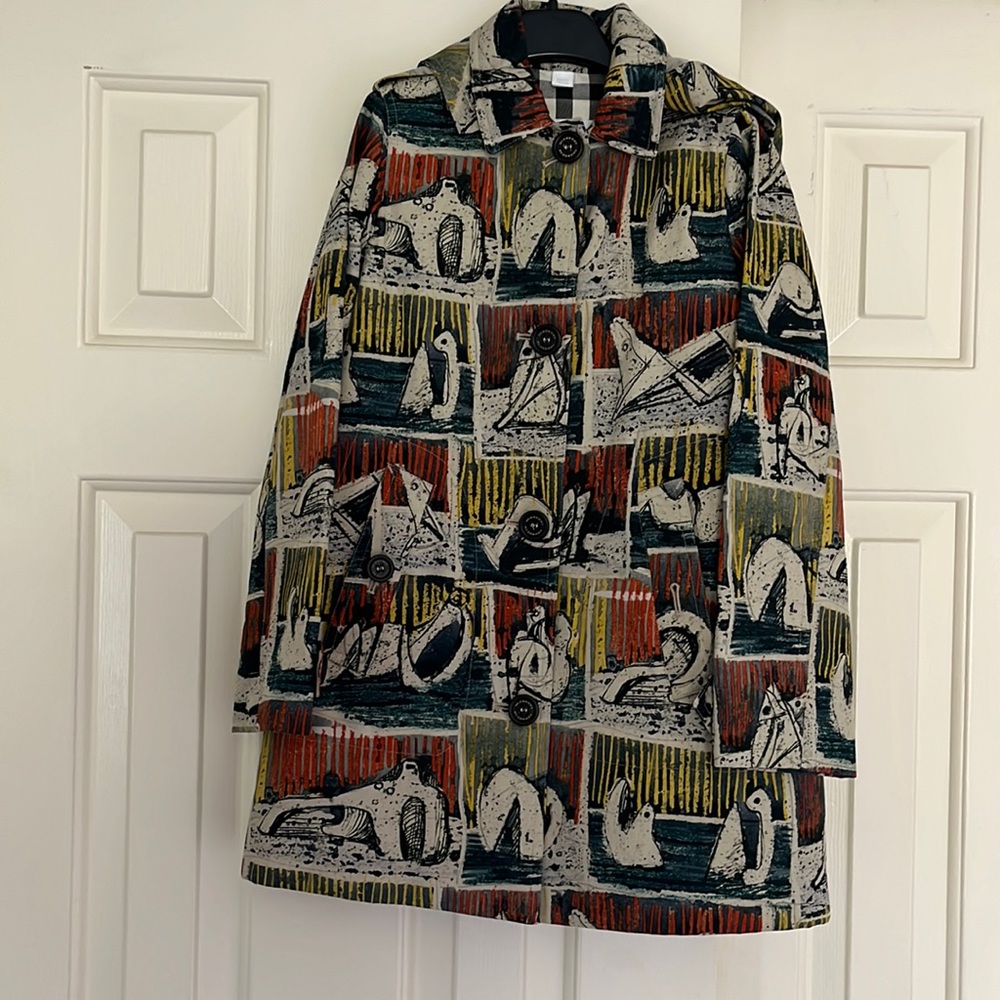 Burberry girl trench